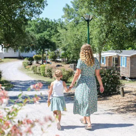 32m² Avec Terrasse A - Api-1-52-550 Camping Soustons