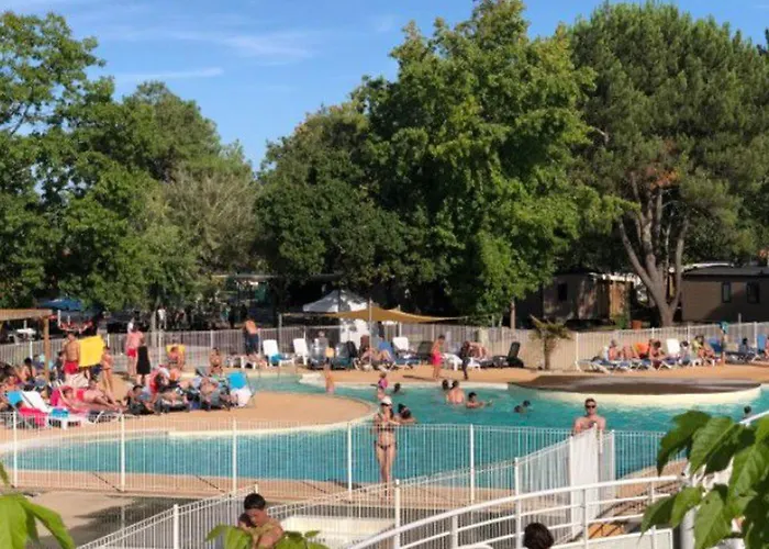 Campsite 32m² Avec Terrasse A - Api-1-52-550 Soustons